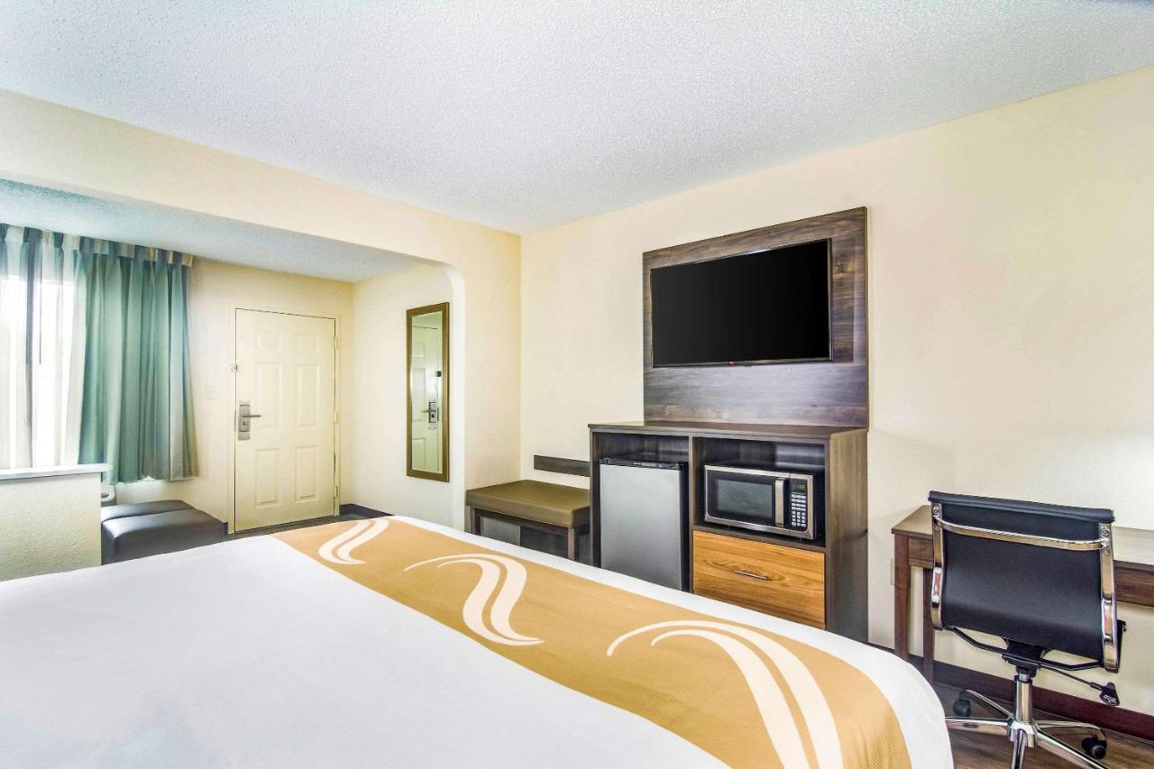 King Suite - Non-Smoking at Quality Inn & Suites Lake City