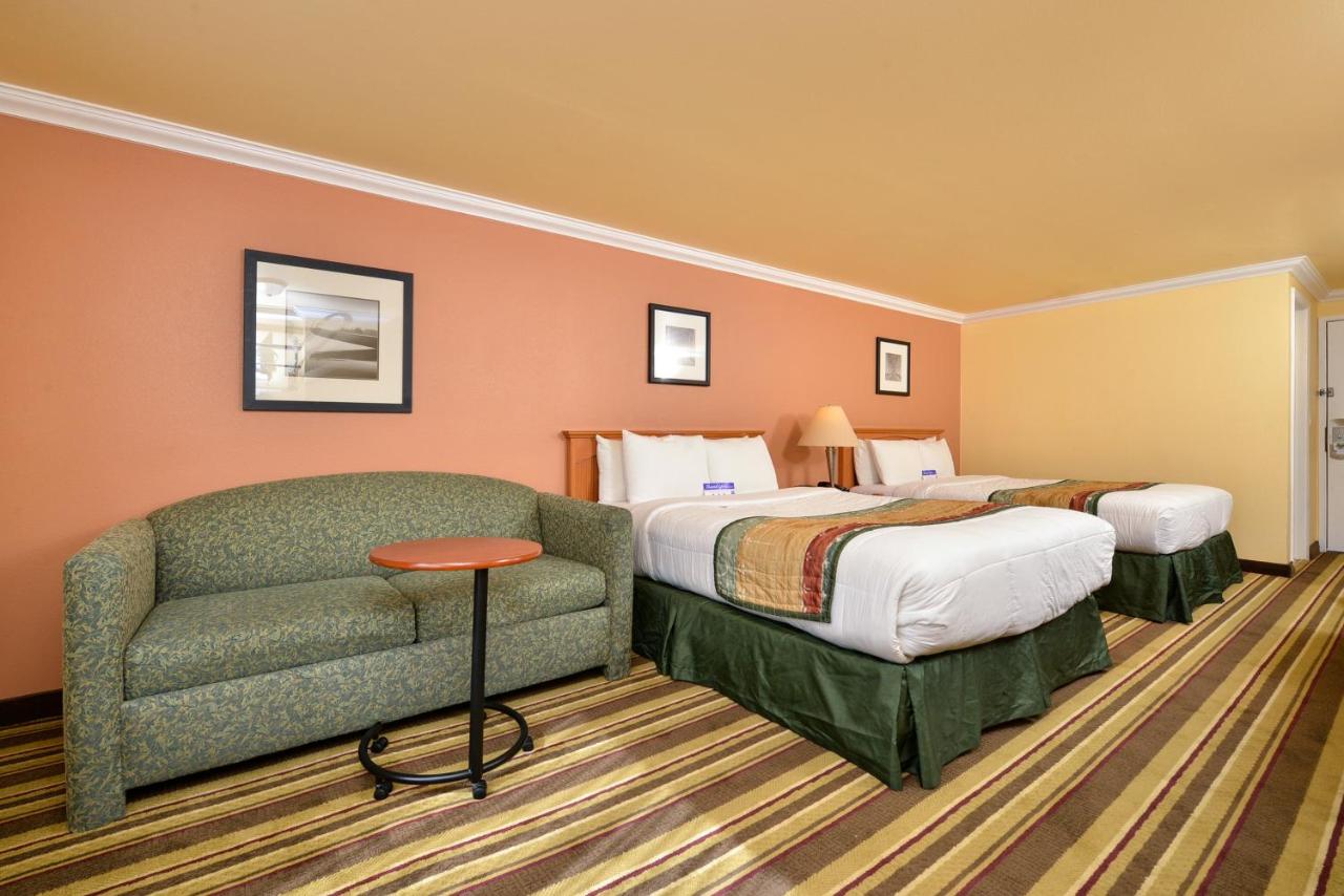 Queen Room with Two Queen Beds - Non-Smoking at Inn By The SFO
