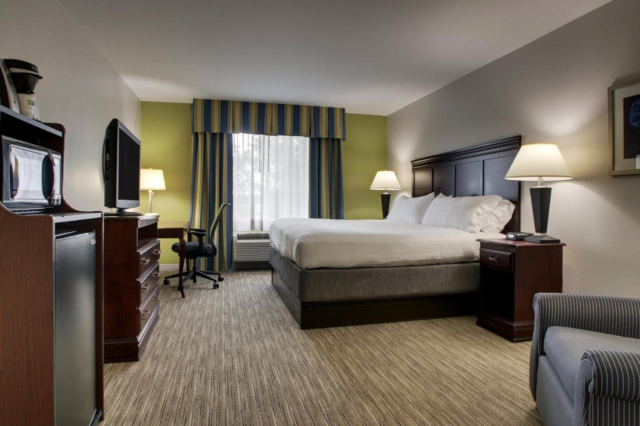 Executive King Room - Non-Smoking at Holiday Inn Express Hotel & Suites Middleboro Raynham by IHG