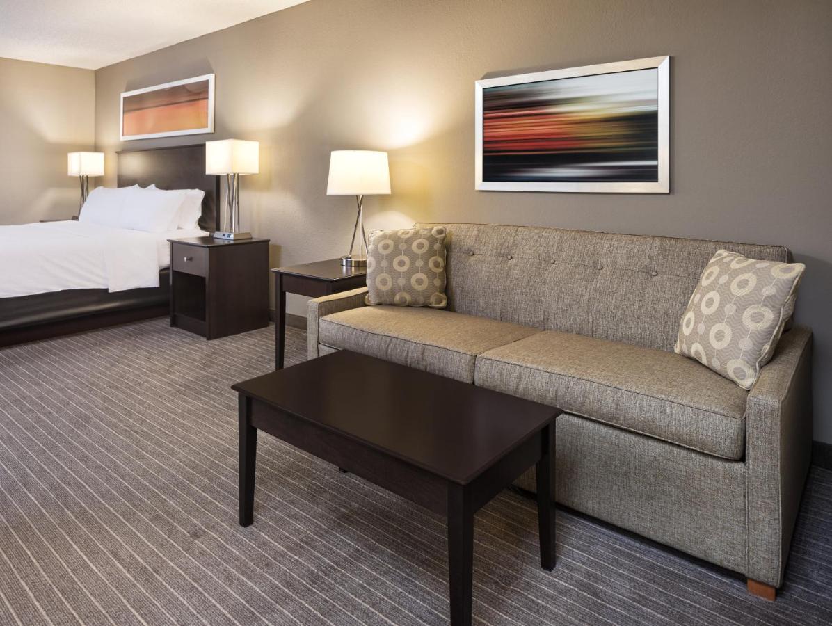  | Holiday Inn Express Hotel & Suites Minneapolis-Minnetonka