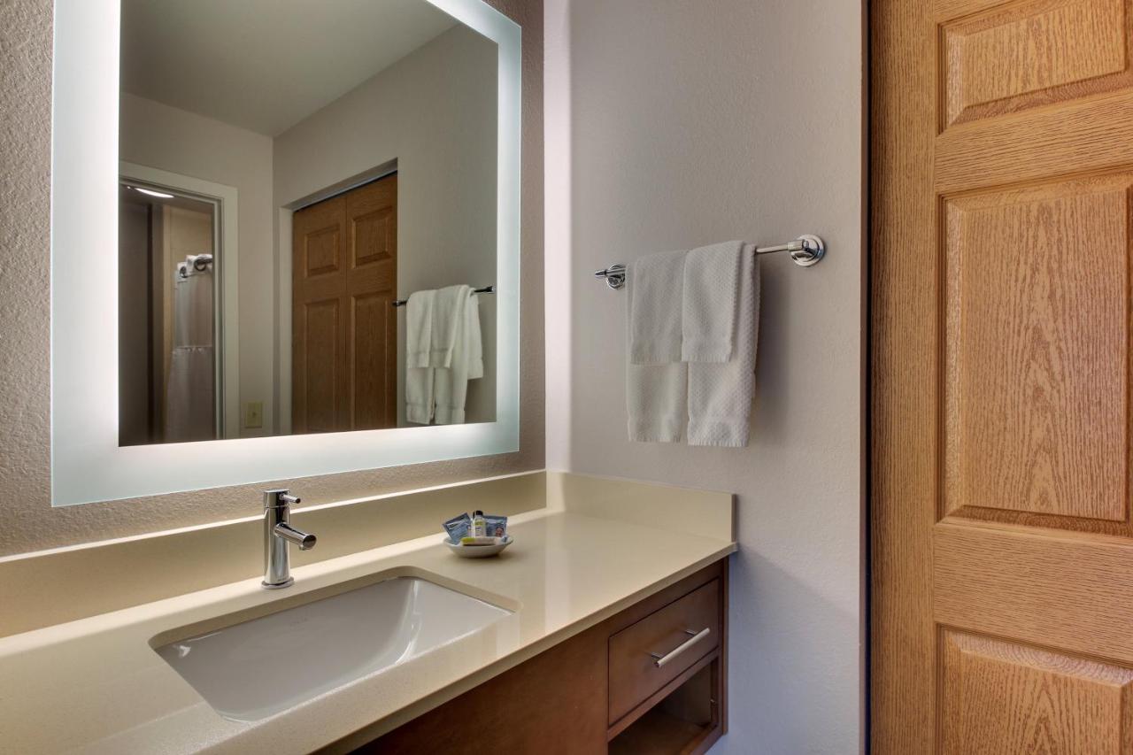 Queen Studio Suite with Batch Tub - Mobility Accessible - Non-Smoking at Staybridge Suites Missoula, an IHG Hotel