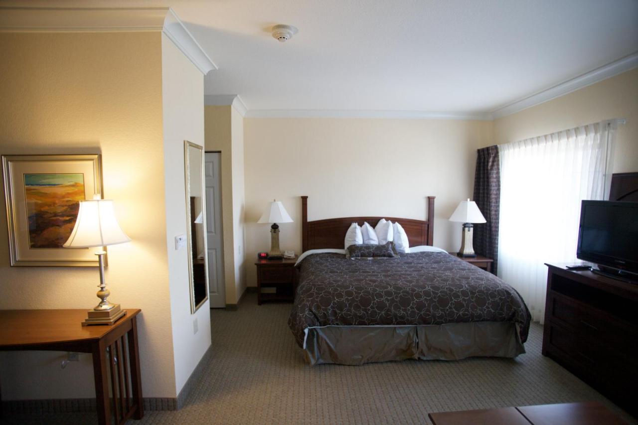 One-Bedroom King Suite - Disability Access at Staybridge Suites San Antonio Sea World by IHG
