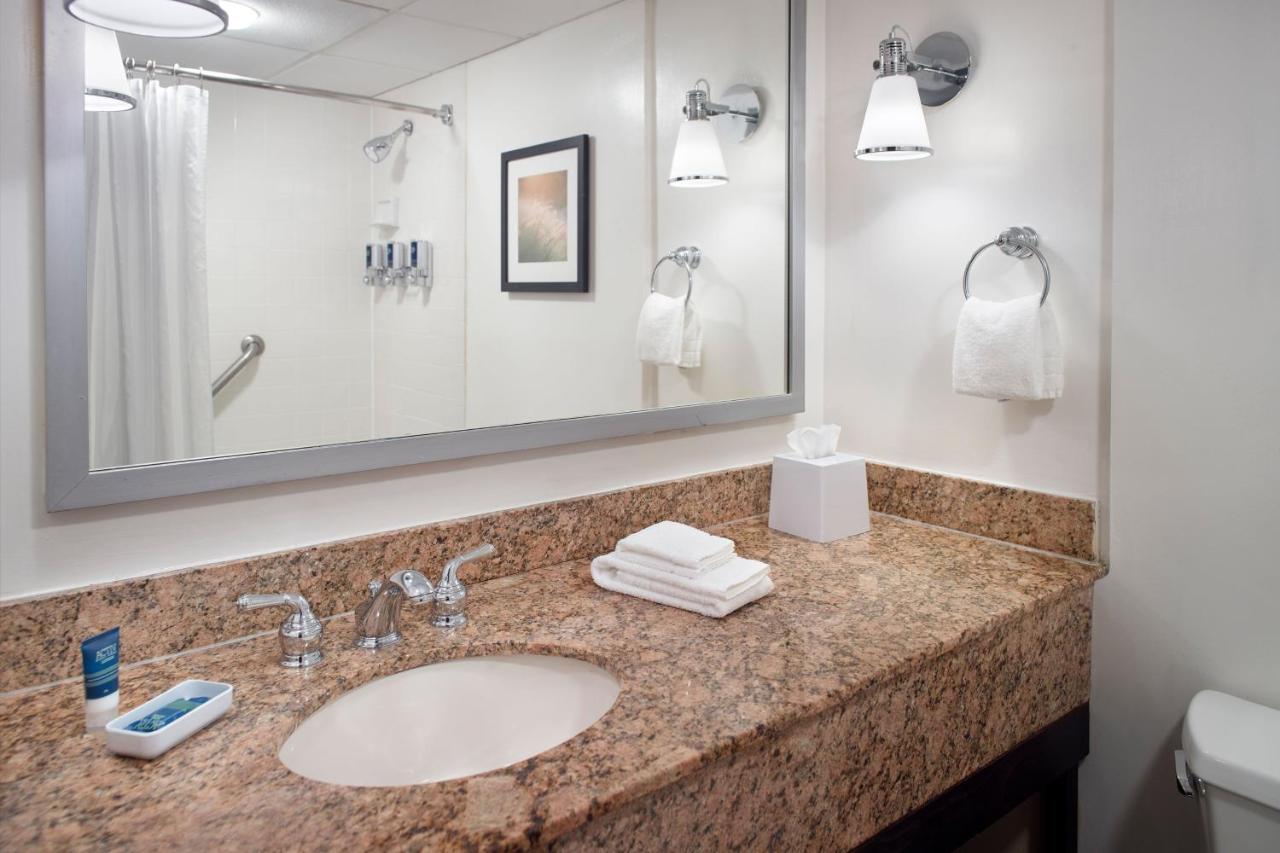 Suite with 2 Double Beds at Four Points by Sheraton Charlotte