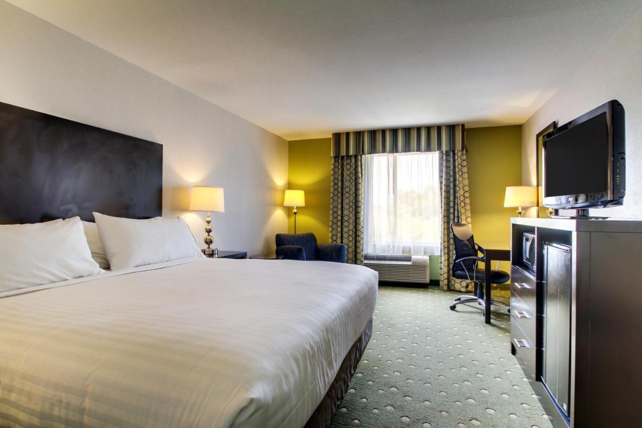 Executive King Room - Non-Smoking at Holiday Inn Express Hotel & Suites LIVE OAK, an IHG Hotel