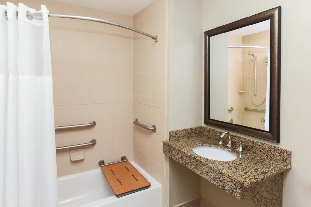Queen Room - Mobility/Hearing Access - Non-Smoking at Compass by Margaritaville Hotel Naples