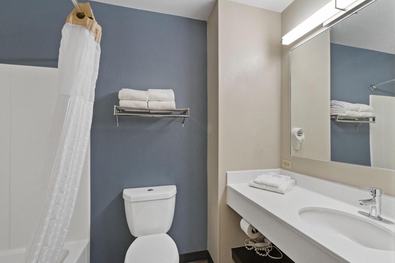 Studio with 1 King Bed - Non-Smoking at Extended Stay America Suites Washington DC Centreville Manas