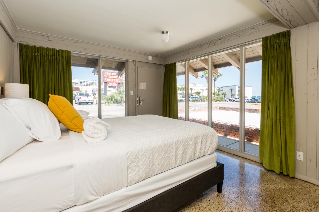  | Waikiki Village Retro Motel by Oceana Resorts