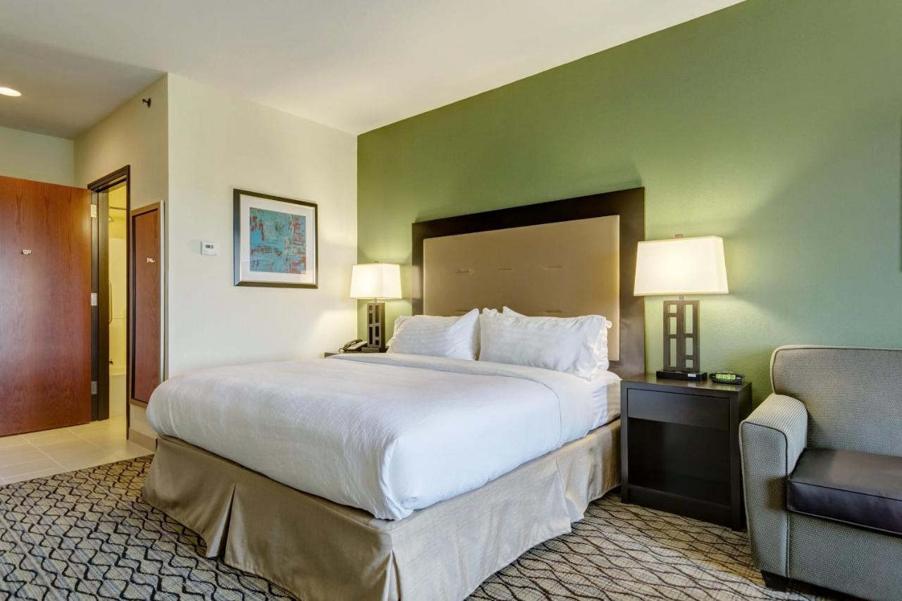 King Room with Sofa Bed - Non-Smoking at Holiday Inn Poplar Bluff, an IHG Hotel
