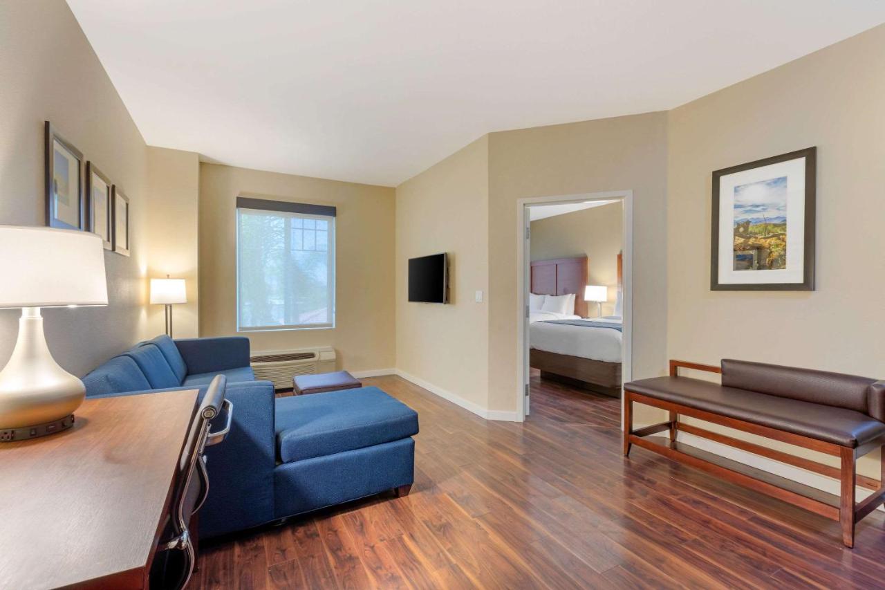 Suite, 2 Queen Beds with Sofa Bed, Non Smoking at Comfort Inn & Suites near Ontario Airport