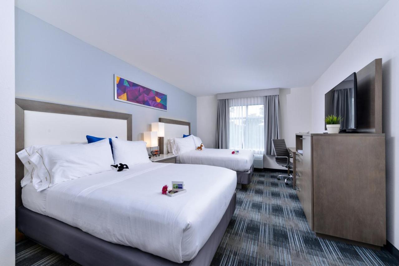 Queen Room with Two Queen Beds - Non Smoking at Holiday Inn Express & Suites San Diego - Mission Valley by IHG