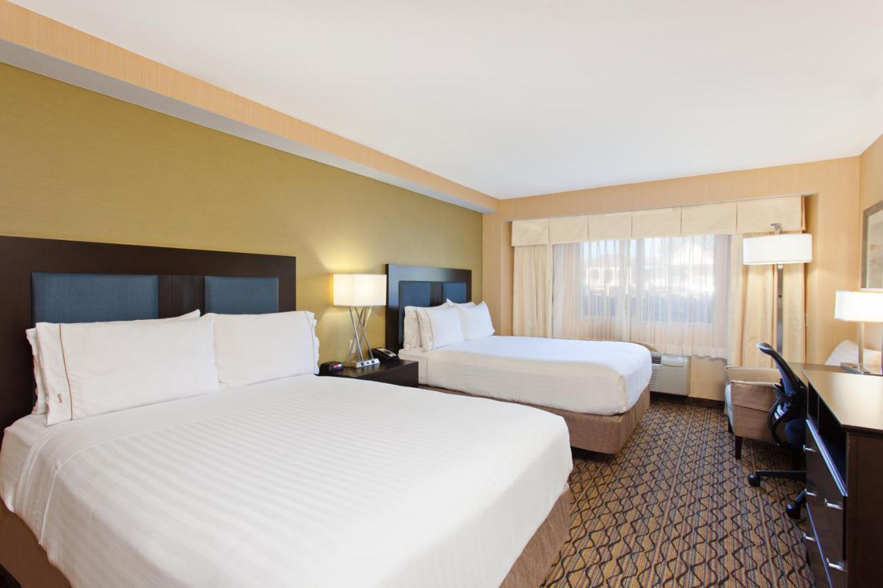Queen Room with Two Queen Beds at Holiday Inn Express Newport Beach by IHG