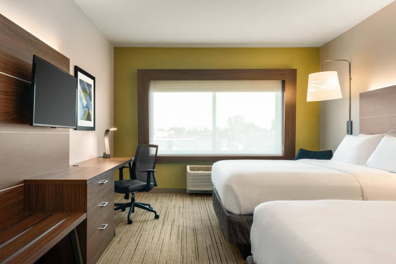 Queen Room with Two Queen Beds - Non-Smoking at Holiday Inn Express & Suites West Des Moines - Jordan Creek by IHG