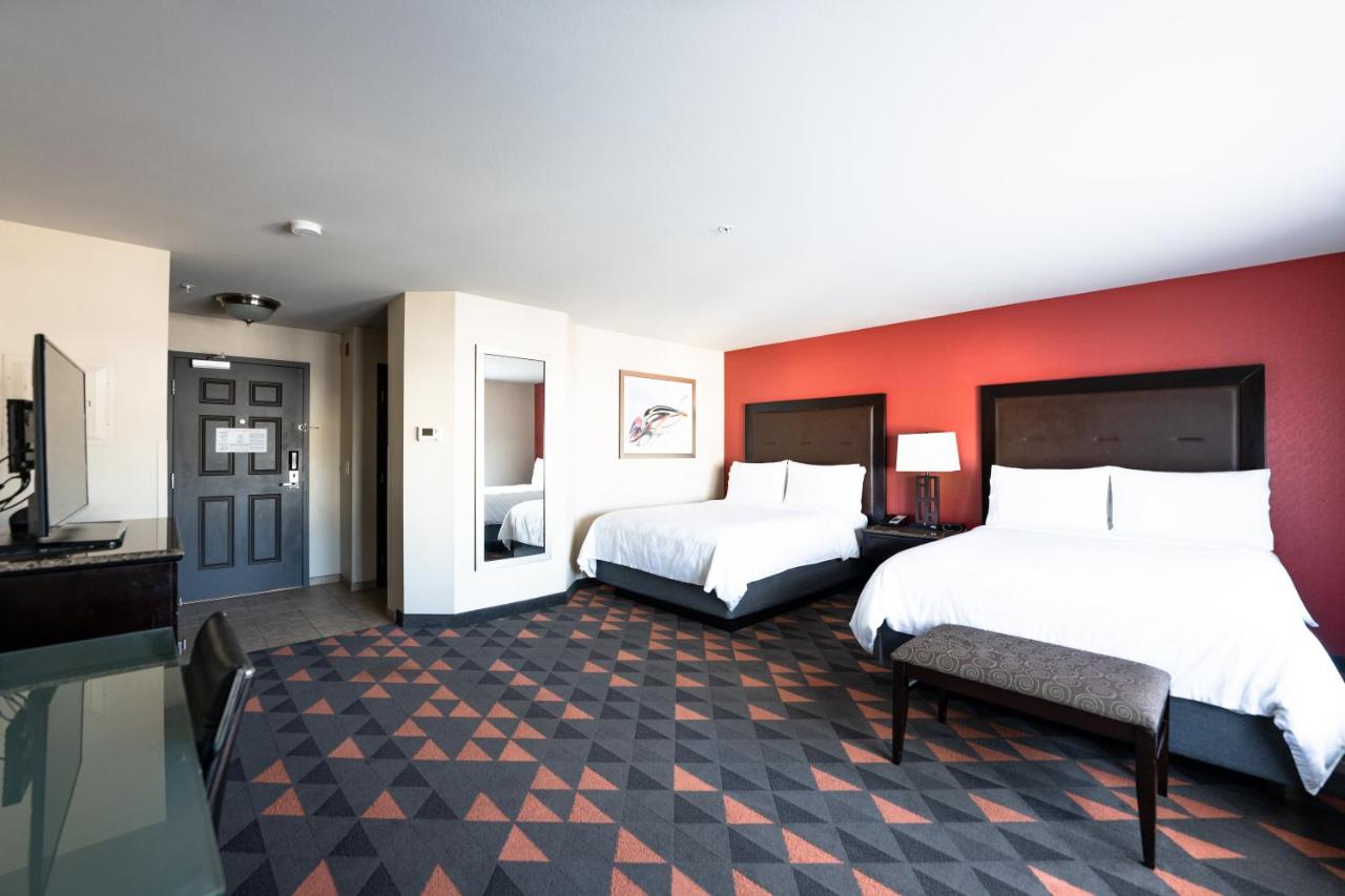 Superior Queen Room with Two Queen Beds at Holiday Inn Oceanside Camp Pendleton Area, an IHG Hotel
