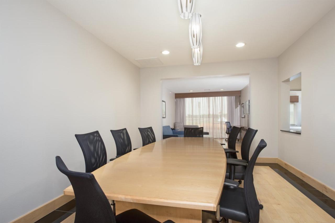 Presidential King Suite - Non-Smoking at Holiday Inn Express & Suites Amarillo by IHG