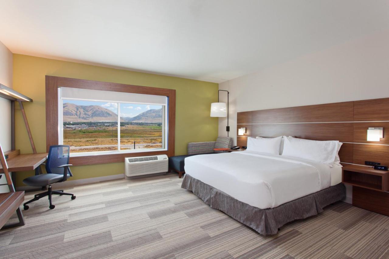 King Room - Disability Access/Roll in Shower - Non-Smoking at Holiday Inn Express & Suites Brigham City - North Utah by IHG