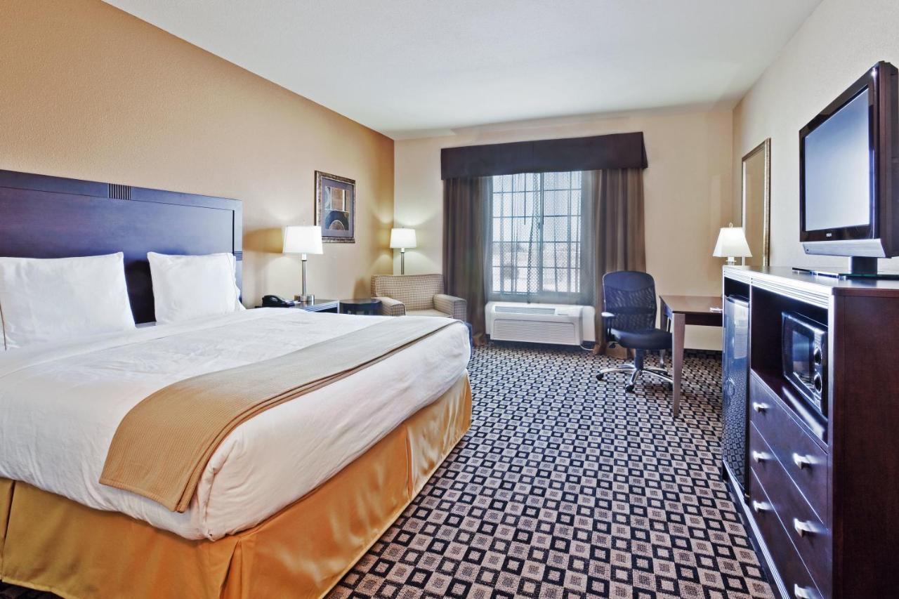 Executive King Room - Non-Smoking at Holiday Inn Express Hotel & Suites Clovis by IHG