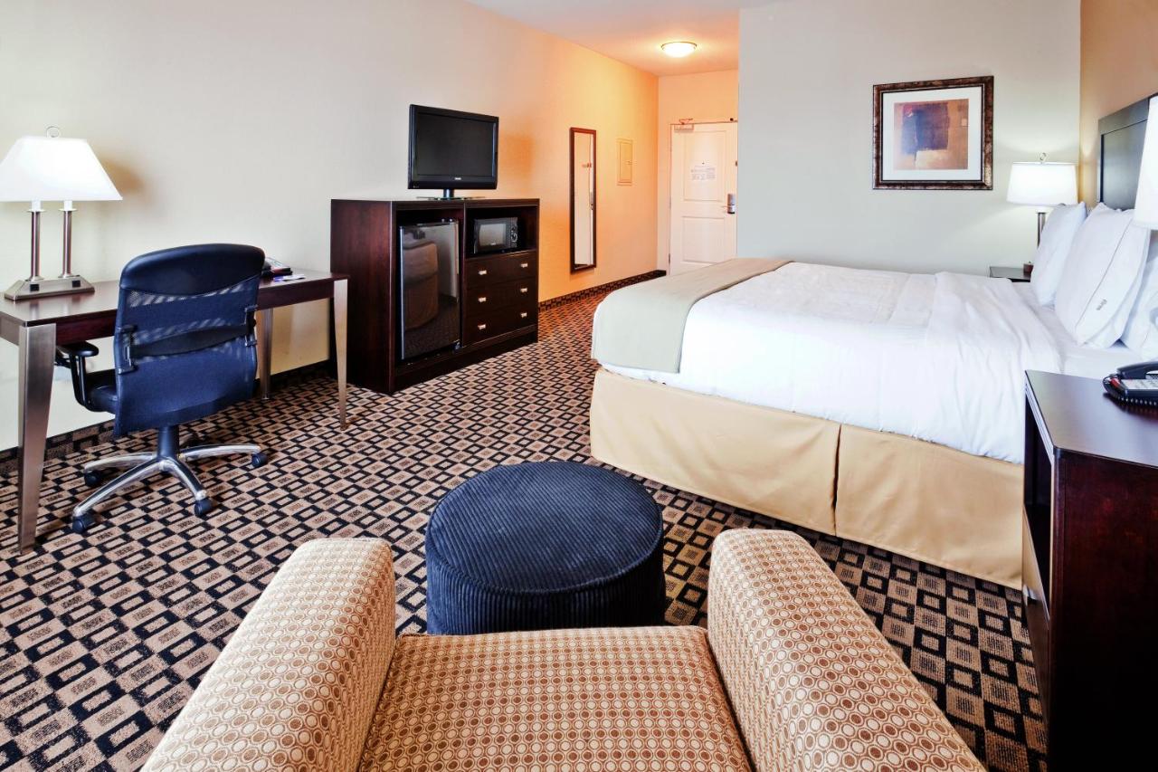 Executive King Room - Non-Smoking at Holiday Inn Express Hotel & Suites Clovis by IHG