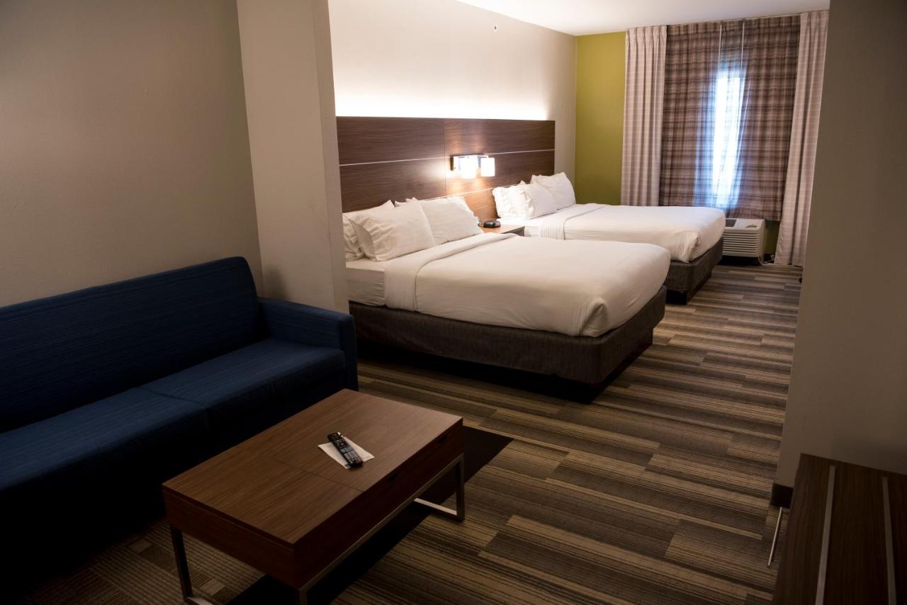 Queen Suite with Two Queen Beds - Non-Smoking at Holiday Inn Express Hotel & Suites Lexington-Downtown by IHG