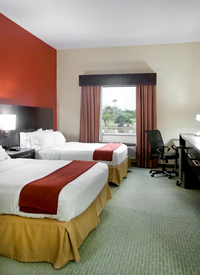 Queen Room with Two Queen Beds - Non-Smoking at Holiday Inn Express Hotel & Suites Brownsville, an IHG Hotel