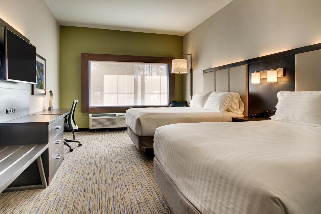 Twin Room - Mobility Access at Holiday Inn Express & Suites Summerville by IHG