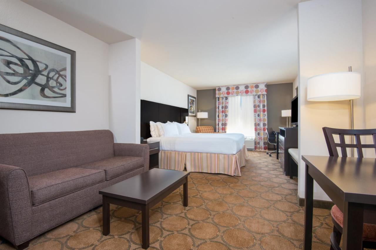 Executive King Suite - Non-Smoking at Holiday Inn Express Hotel & Suites Hobbs by IHG