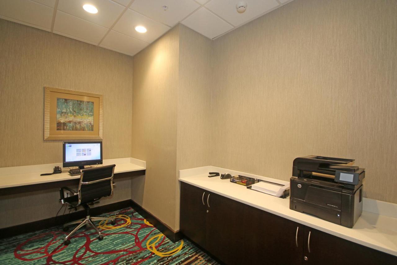  | Holiday Inn Express & Suites Charlotte North