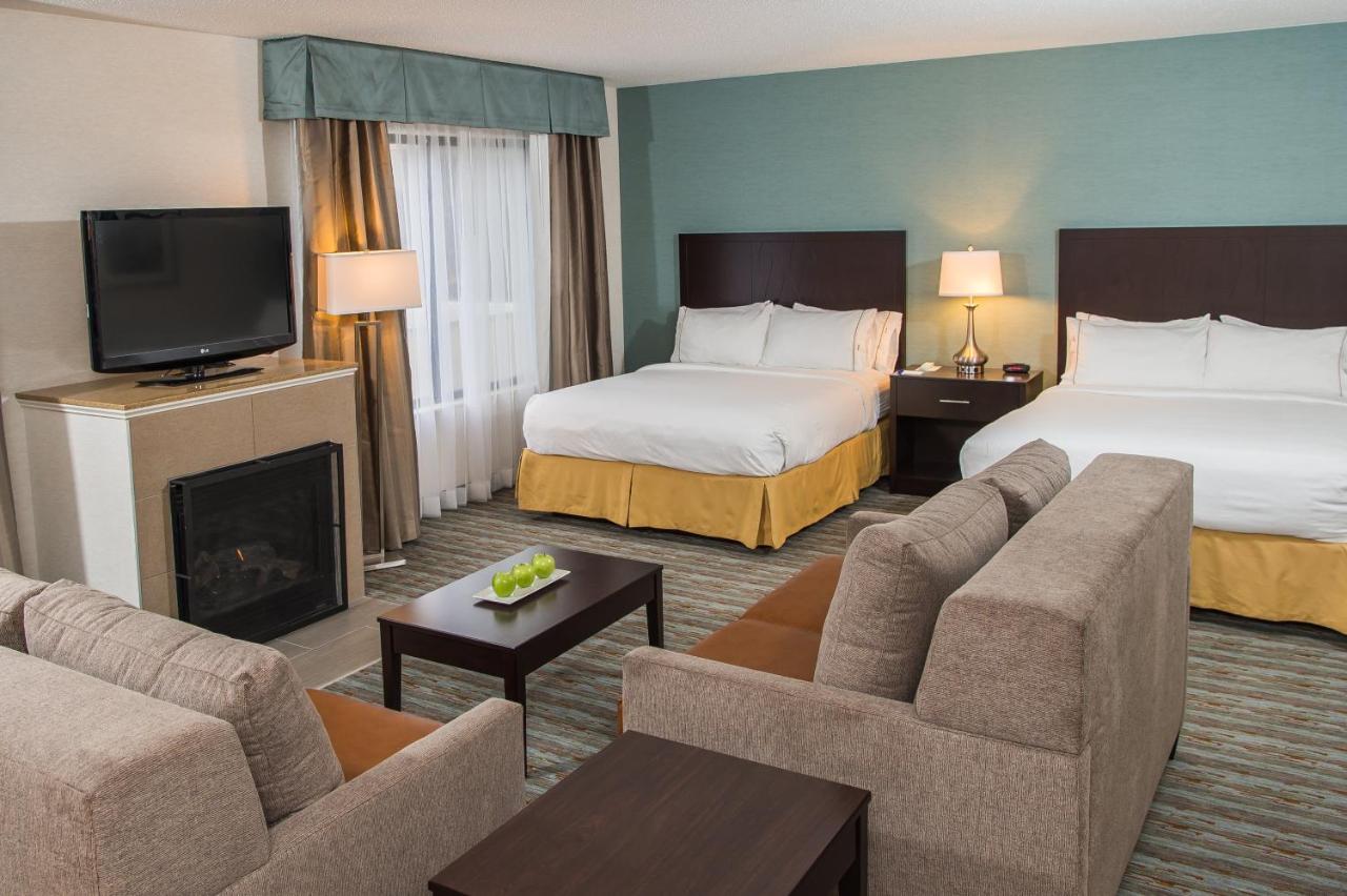  | Holiday Inn Express Hotel & Suites Erie (Summit Township)