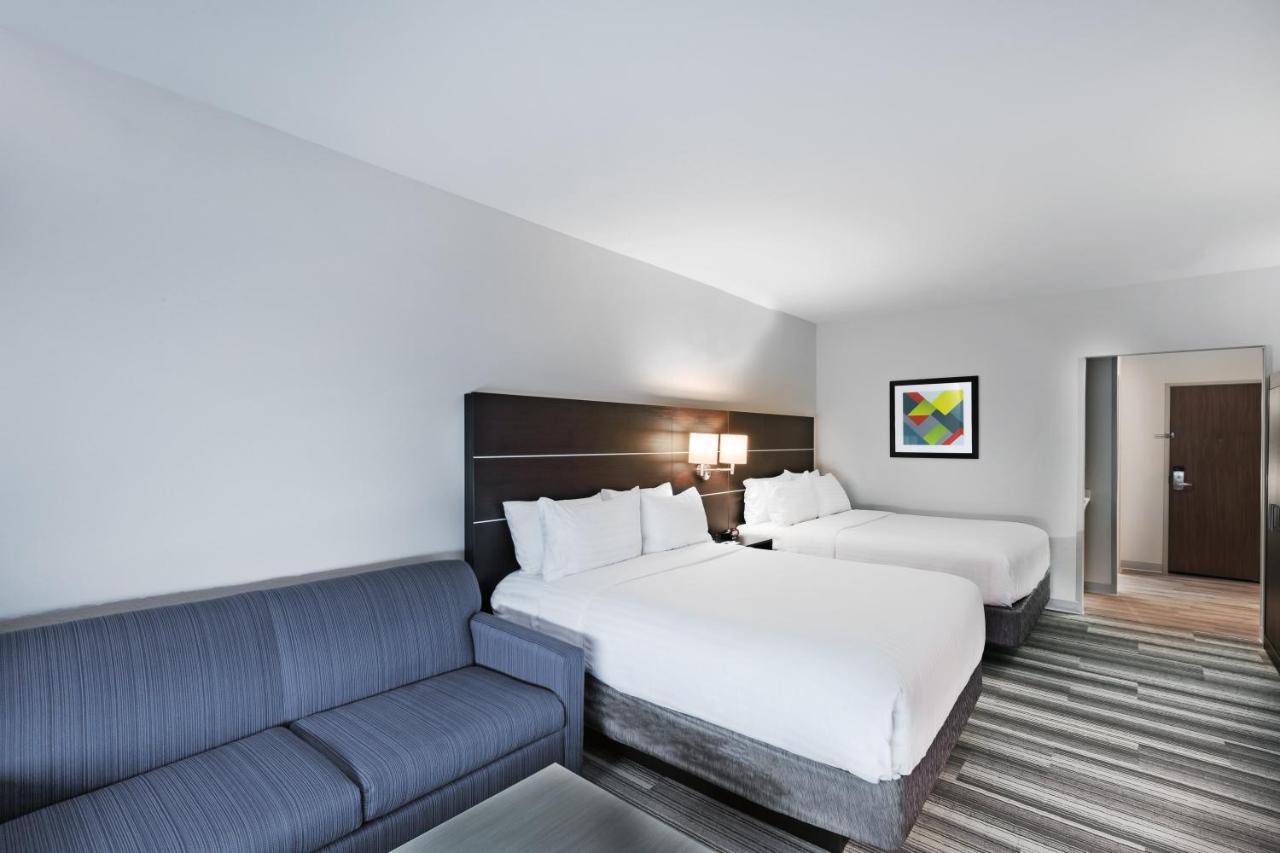 Suite with Two Beds - Non-Smoking at Holiday Inn Express & Suites Coffeyville by IHG