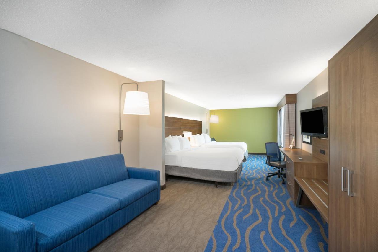 Suite Feature - Non-Smoking at Holiday Inn Express Hotel & Suites Frankfort, an IHG Hotel
