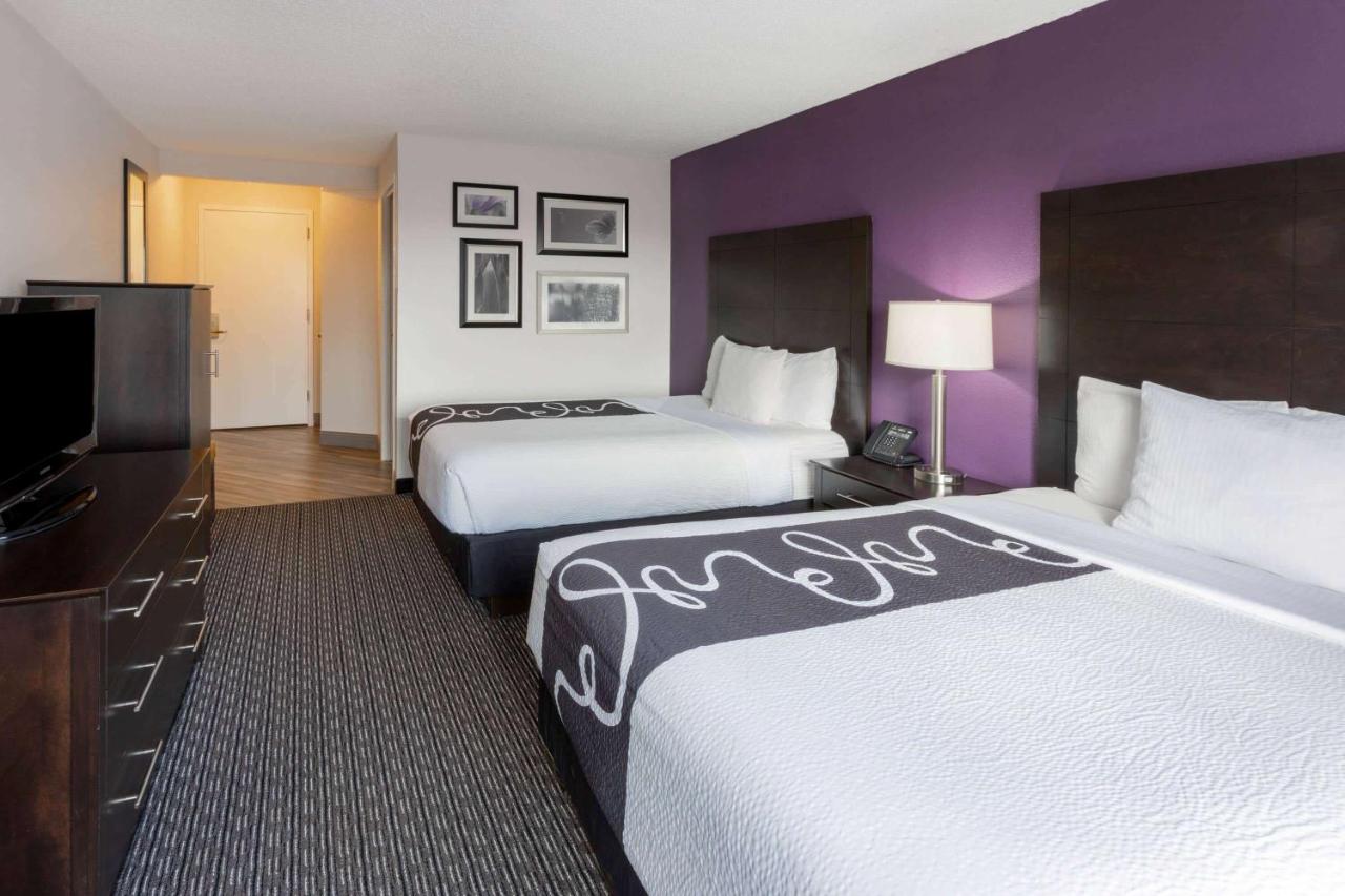 Double Room with Two Double Beds - Disability Access at Bloom Hotel