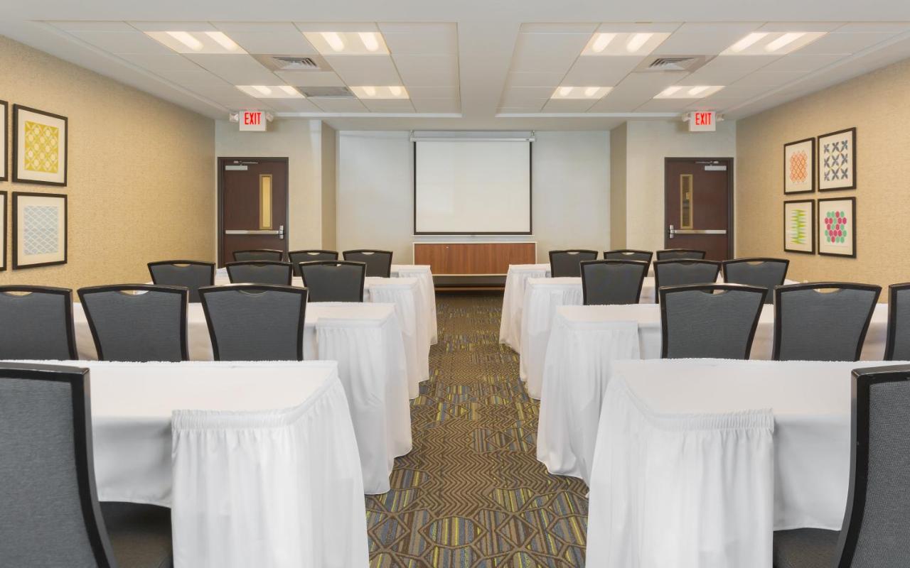 | Holiday Inn Express Hotel & Suites Eugene Downtown-Universty