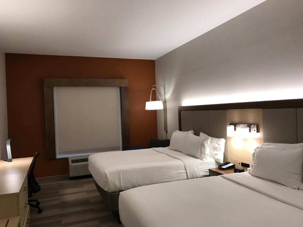 Queen Room with Two Queen Beds - Disability Access/Non-Smoking at Holiday Inn Express Hotel & Suites Orlando South-Davenport by IHG