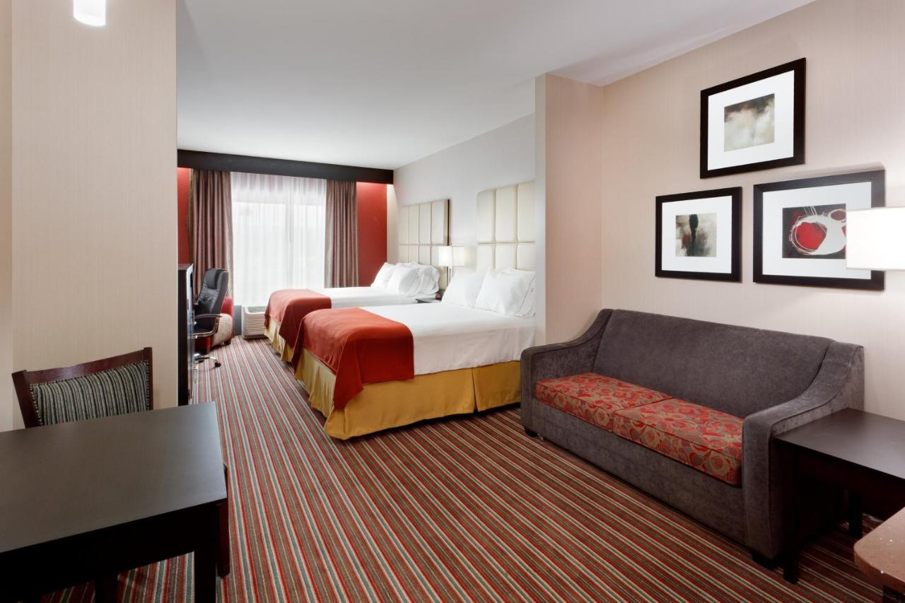  | Holiday Inn Express Hotel & Suites York NE - Market