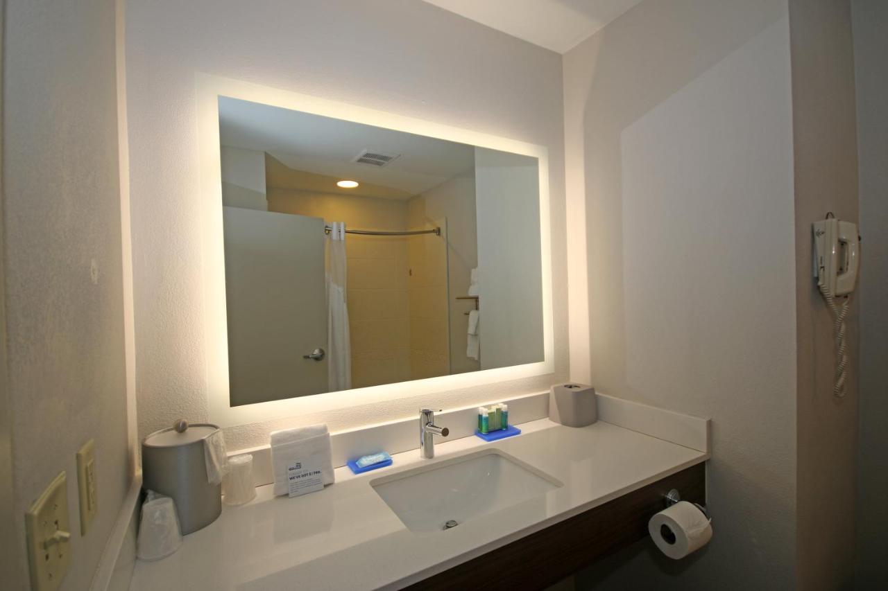King Room - Non-Smoking at Holiday Inn Express Hotel & Suites Greensboro - East by IHG