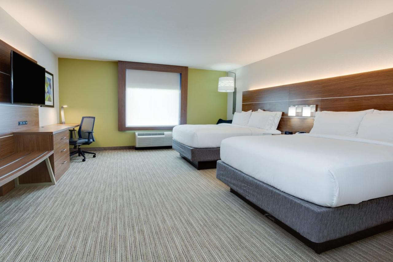 Queen Room with Two Queen Beds - Non-Smoking at Holiday Inn Express & Suites Fleming Island, an IHG Hotel