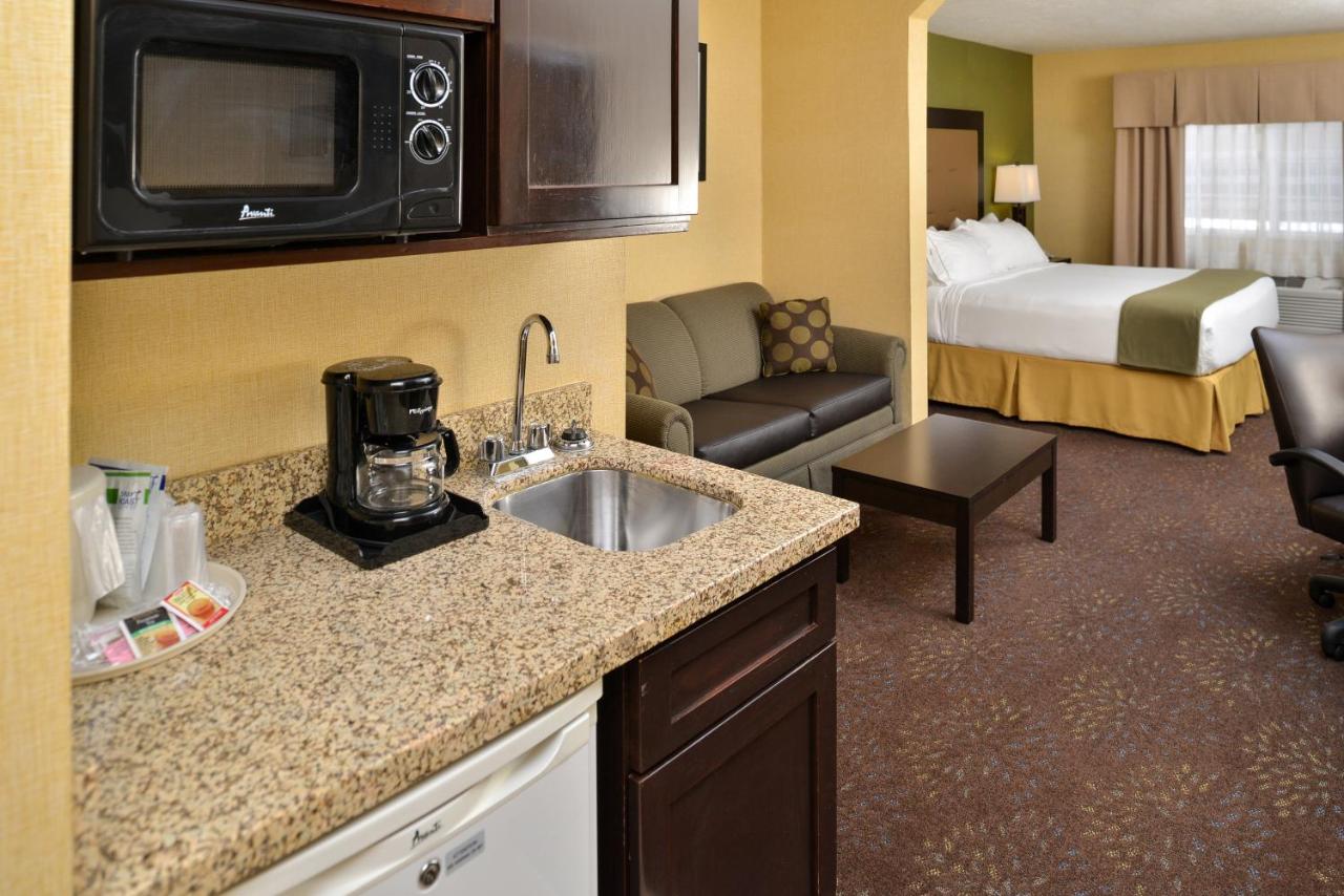 Executive King Room at Holiday Inn Express Hotel & Suites Charlotte, an IHG Hotel