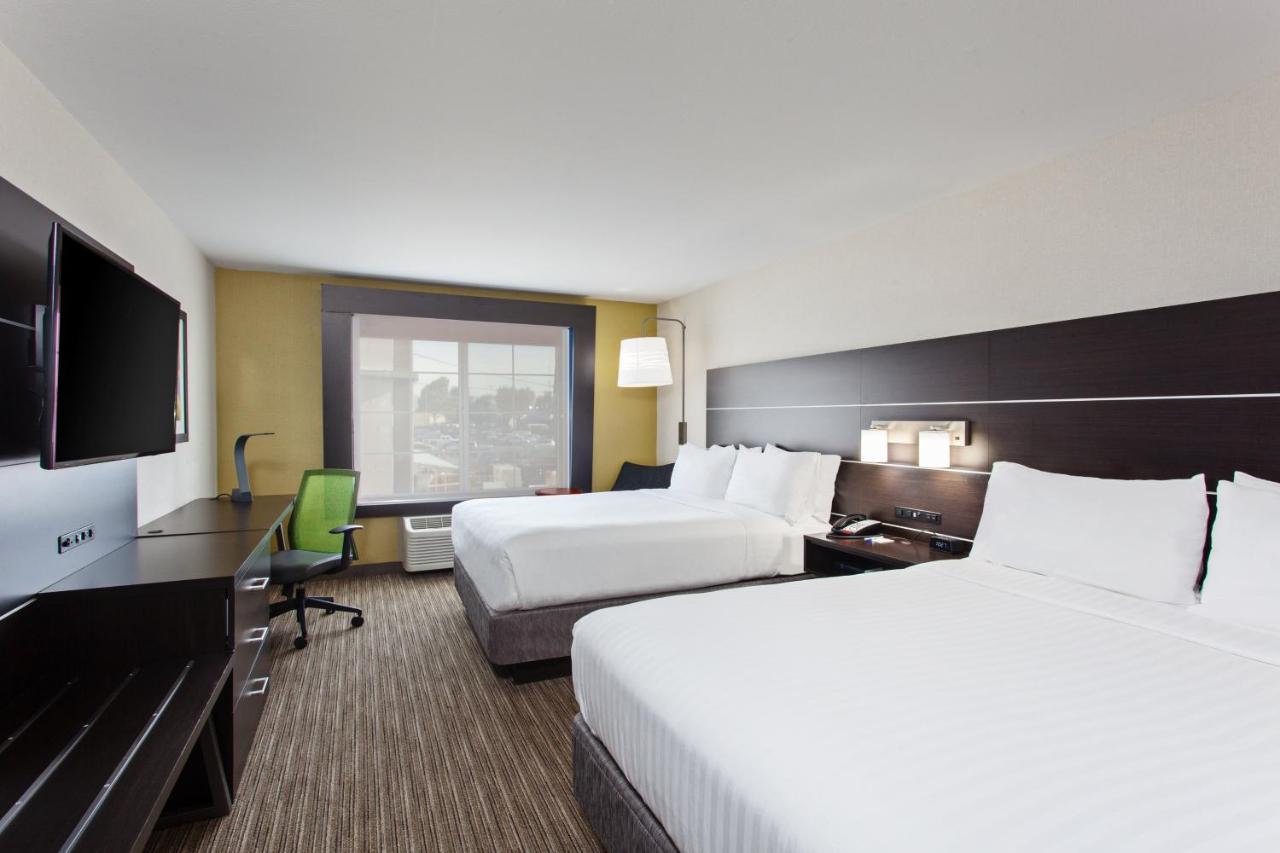 Queen Room with Two Queen Beds - Non-Smoking at Holiday Inn Express Hotel & Suites Oakland-Airport by IHG