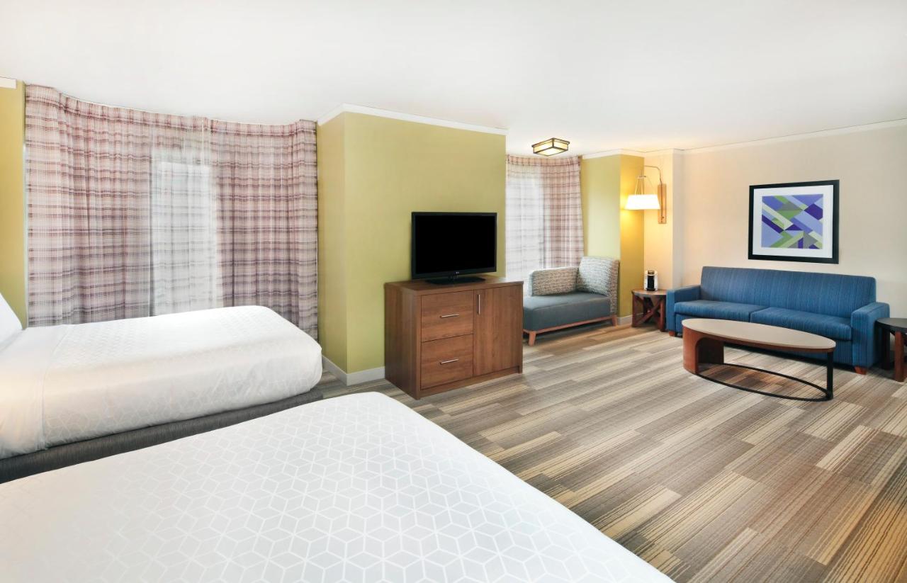 Basic Suite - Non-Smoking at Holiday Inn Express and Suites Fisherman's Wharf, an IHG Hotel