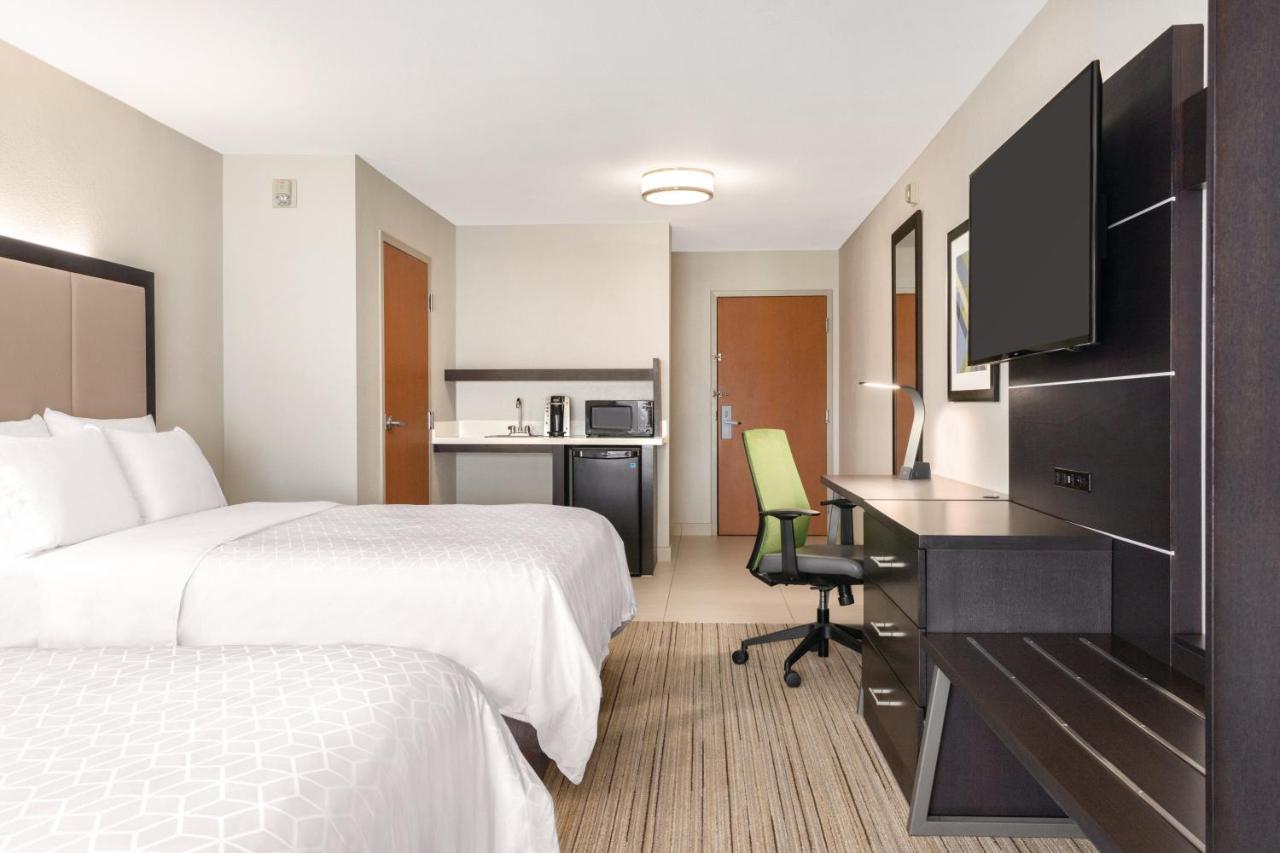 Queen Suite with Sofa Bed - Non-Smoking at Holiday Inn Express Hotel & Suites Lawton-Fort Sill by IHG