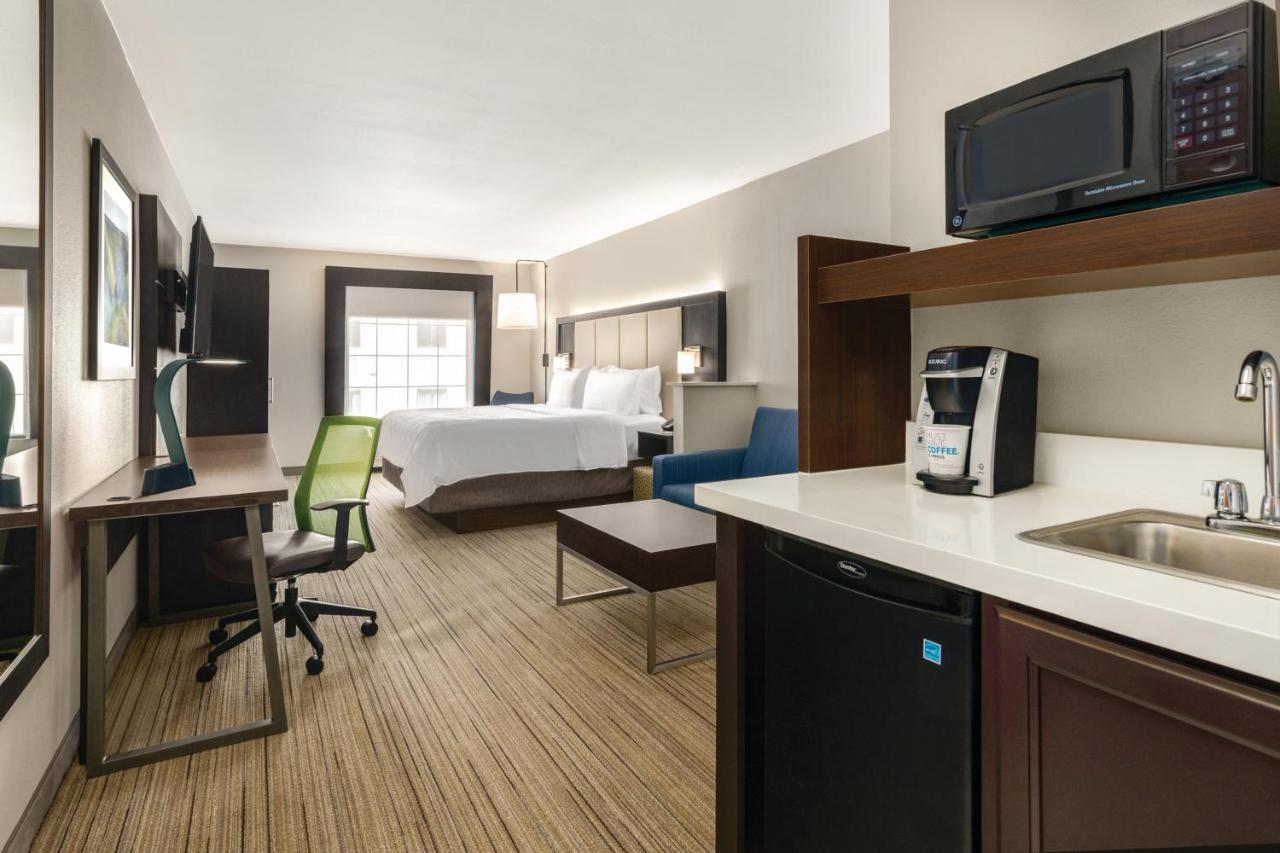 King Suite with Sofa Bed - Non-Smoking at Holiday Inn Express Hotel & Suites Lawton-Fort Sill by IHG