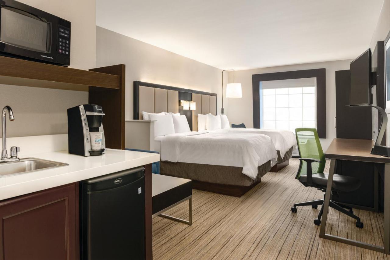 Queen Suite with Sofa Bed - Non-Smoking at Holiday Inn Express Hotel & Suites Lawton-Fort Sill by IHG