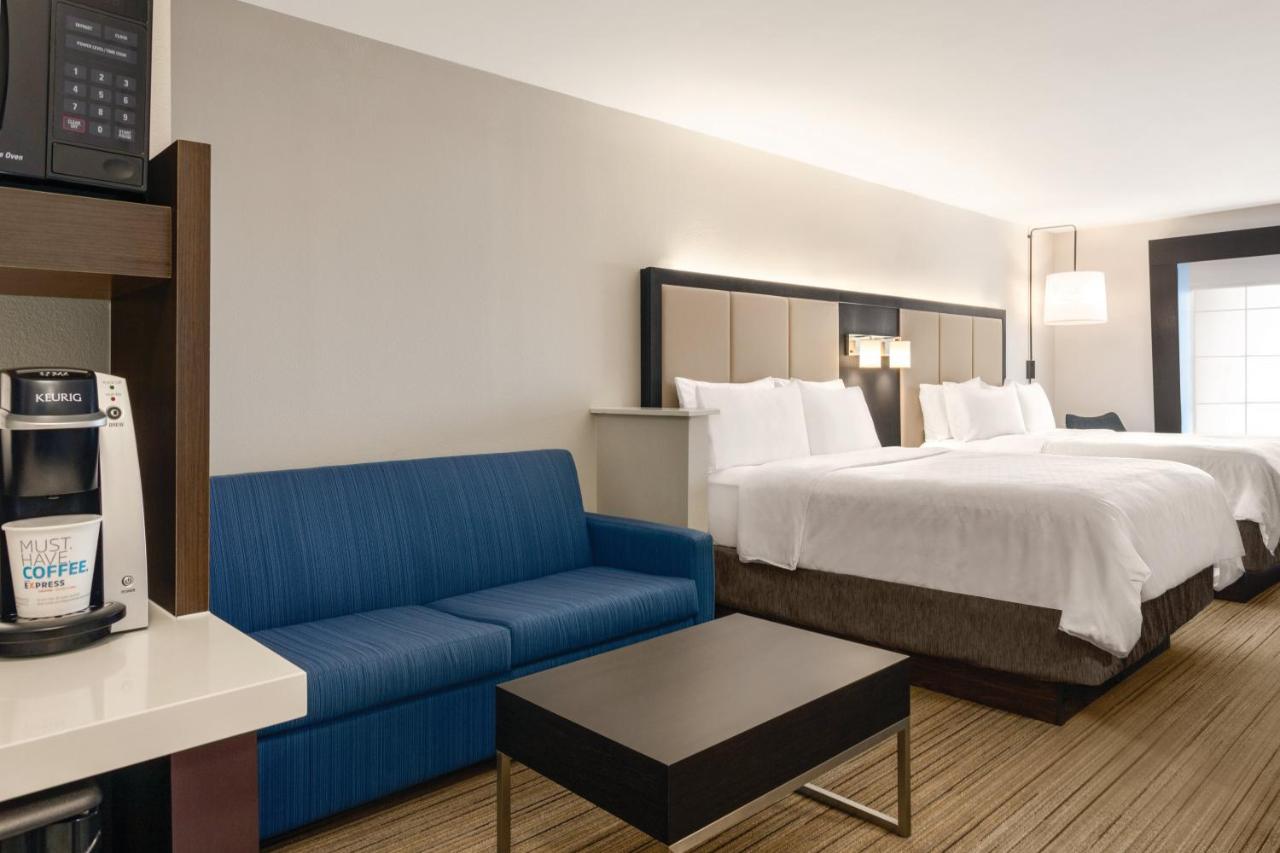 Queen Suite with Sofa Bed - Non-Smoking at Holiday Inn Express Hotel & Suites Lawton-Fort Sill by IHG