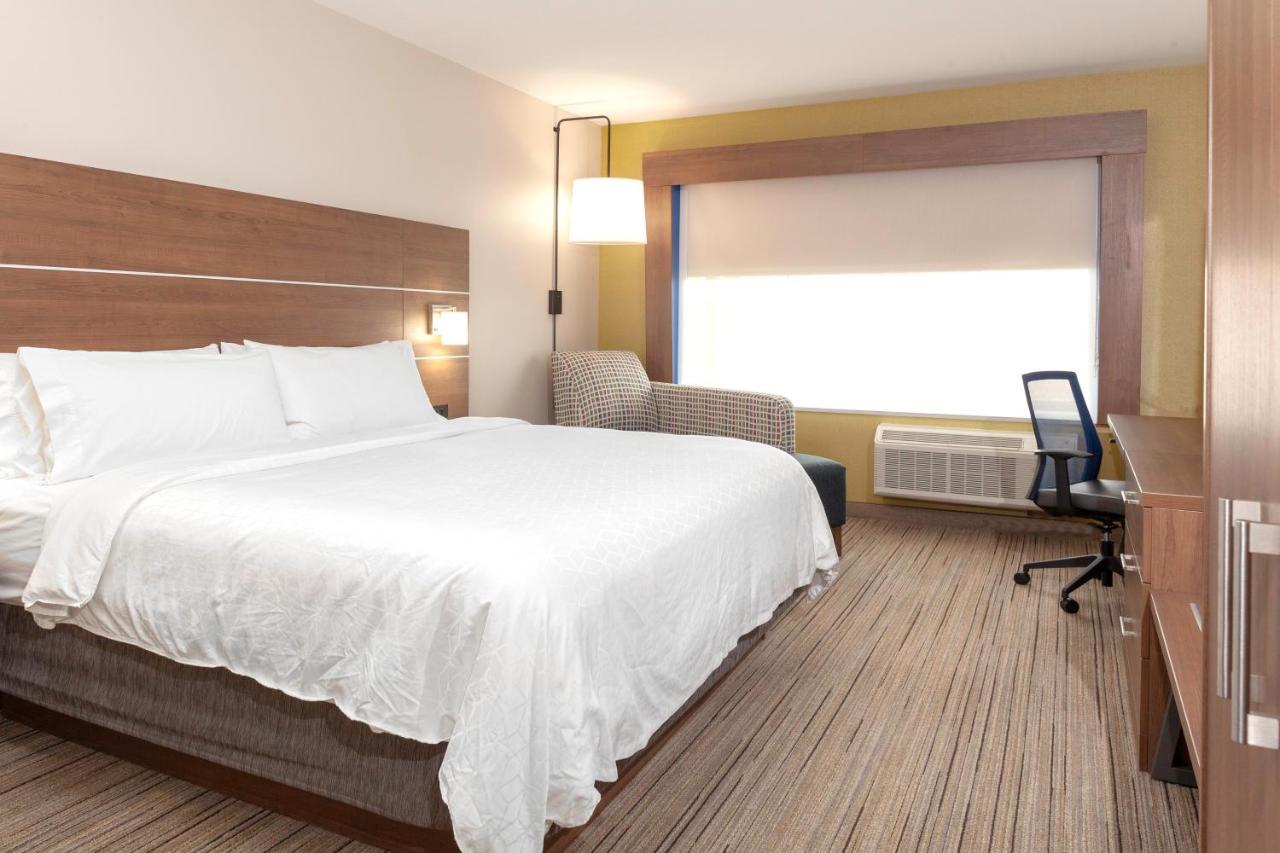  | Holiday Inn Express & Suites Phoenix East - Gilbert