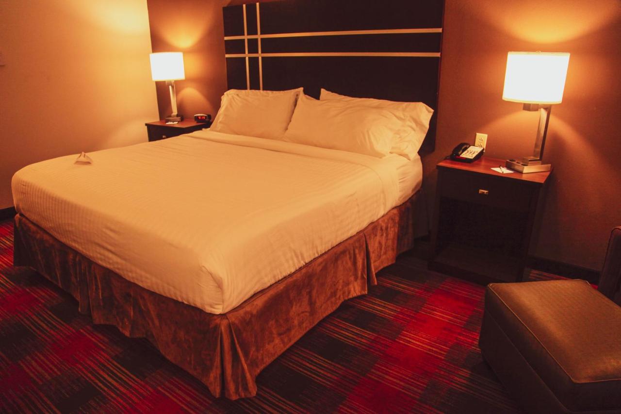  | Holiday Inn Express & Suites La Vale - Cumberland