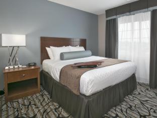 Room #50352235 at Best Western Plus Blaine at the National Sports Center