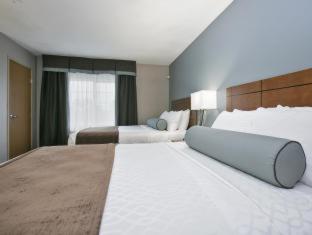 Room #50352238 at Best Western Plus Blaine at the National Sports Center