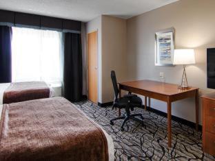 Room #50352238 at Best Western Plus Blaine at the National Sports Center