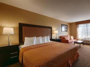 Room #43863928 at Best Western Escondido Hotel