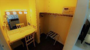 Room #5647614 at Hollywood Celebrity Hotel