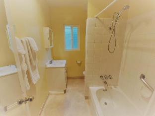Room #5647617 at Hollywood Celebrity Hotel